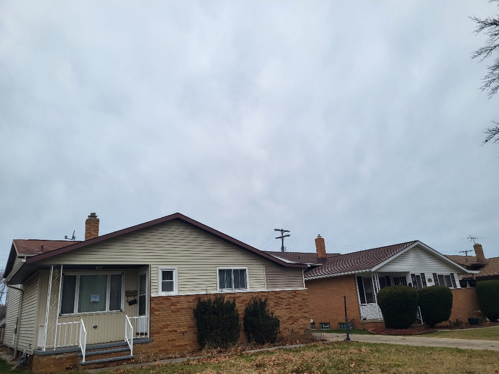 Photo of 1010-e-179th-st-cleveland-oh-44119