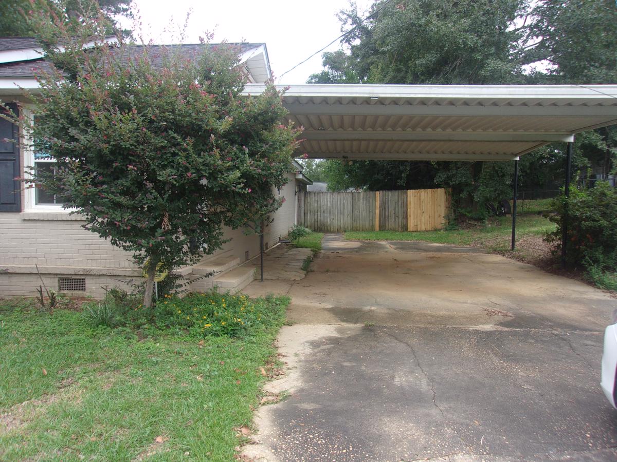 Photo of 106-woodland-dr-enterprise-al-36330