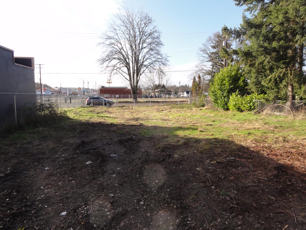 Photo of 8209-maple-st-sw-lakewood-wa-98498