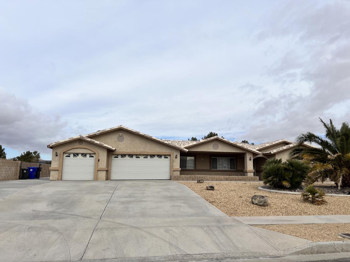 Photo of 20402-konnarock-road-apple-valley-ca-92307