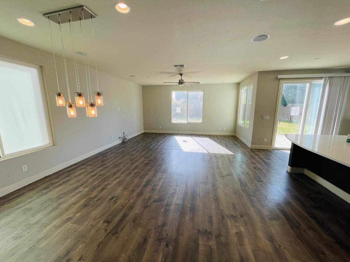 Photo of 2564-mead-way-roseville-ca-95747