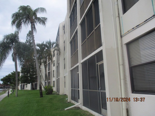 Photo of 111-lake-emerald-dr-unit-302-oakland-park-fl-33309