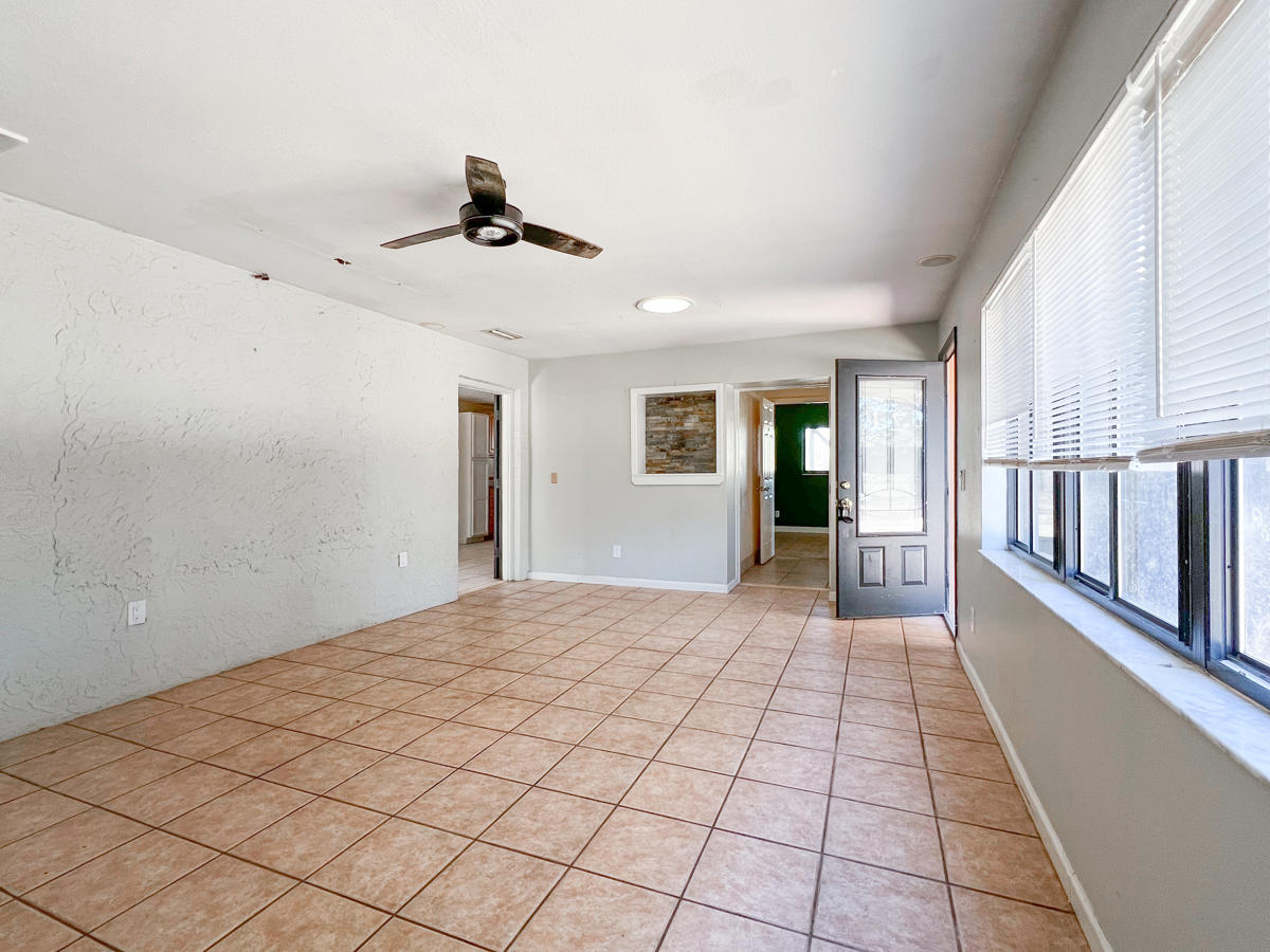 Photo of 11050-ne125th-st-archer-fl-32618