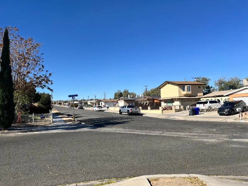 Photo of 305-higgins-rd-barstow-ca-92311