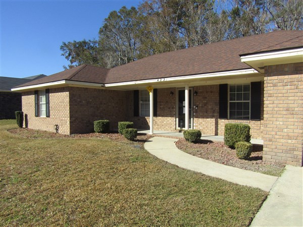 Photo of 422-meloney-drive-hinesville-ga-31313