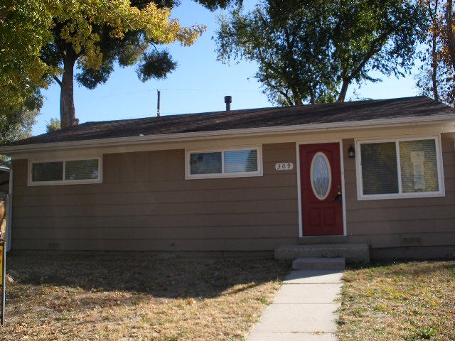 Photo of 309-davie-dr-colorado-springs-co-80911