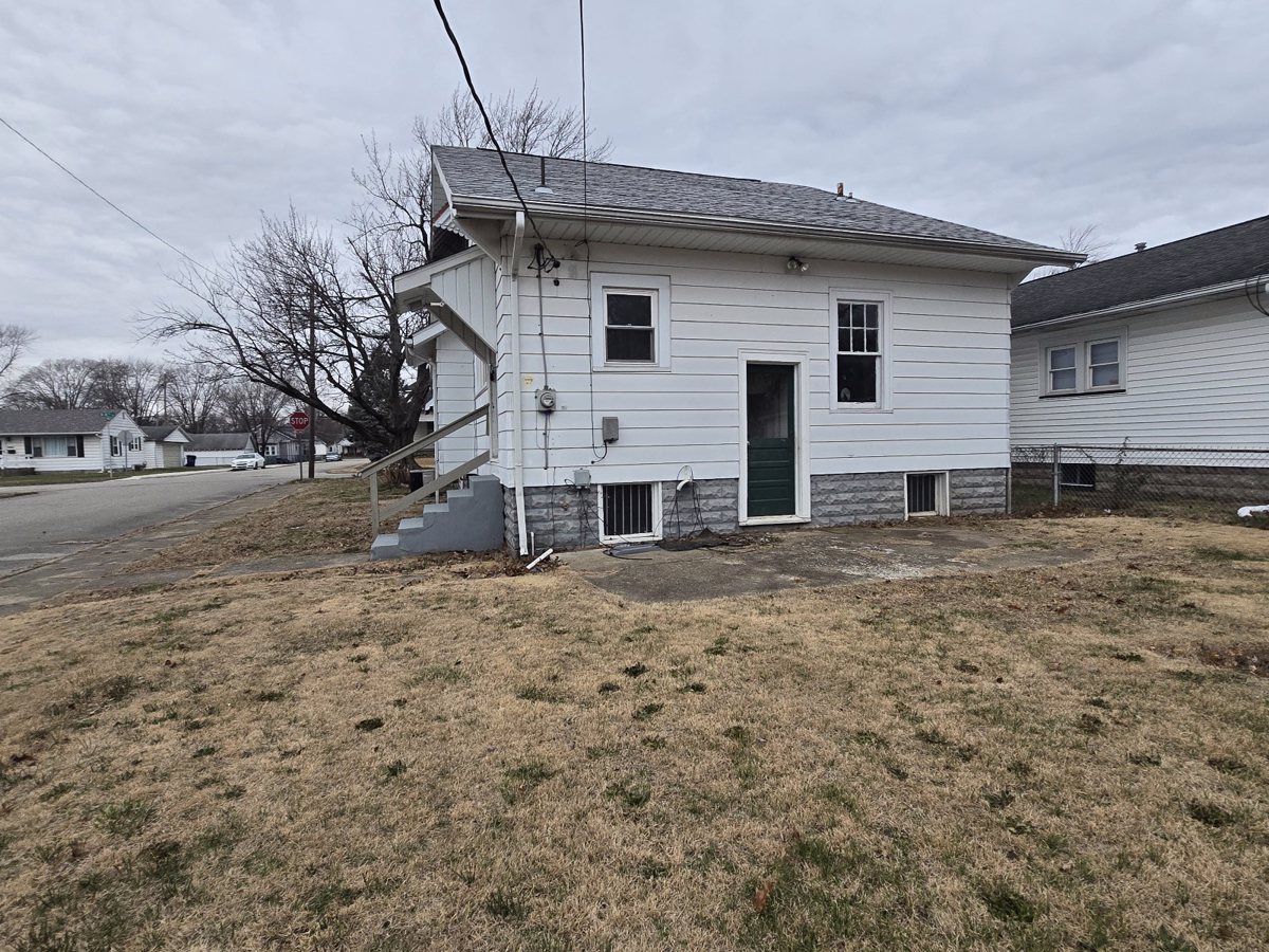 Photo of 2448-s-8th-st-terre-haute-in-47802