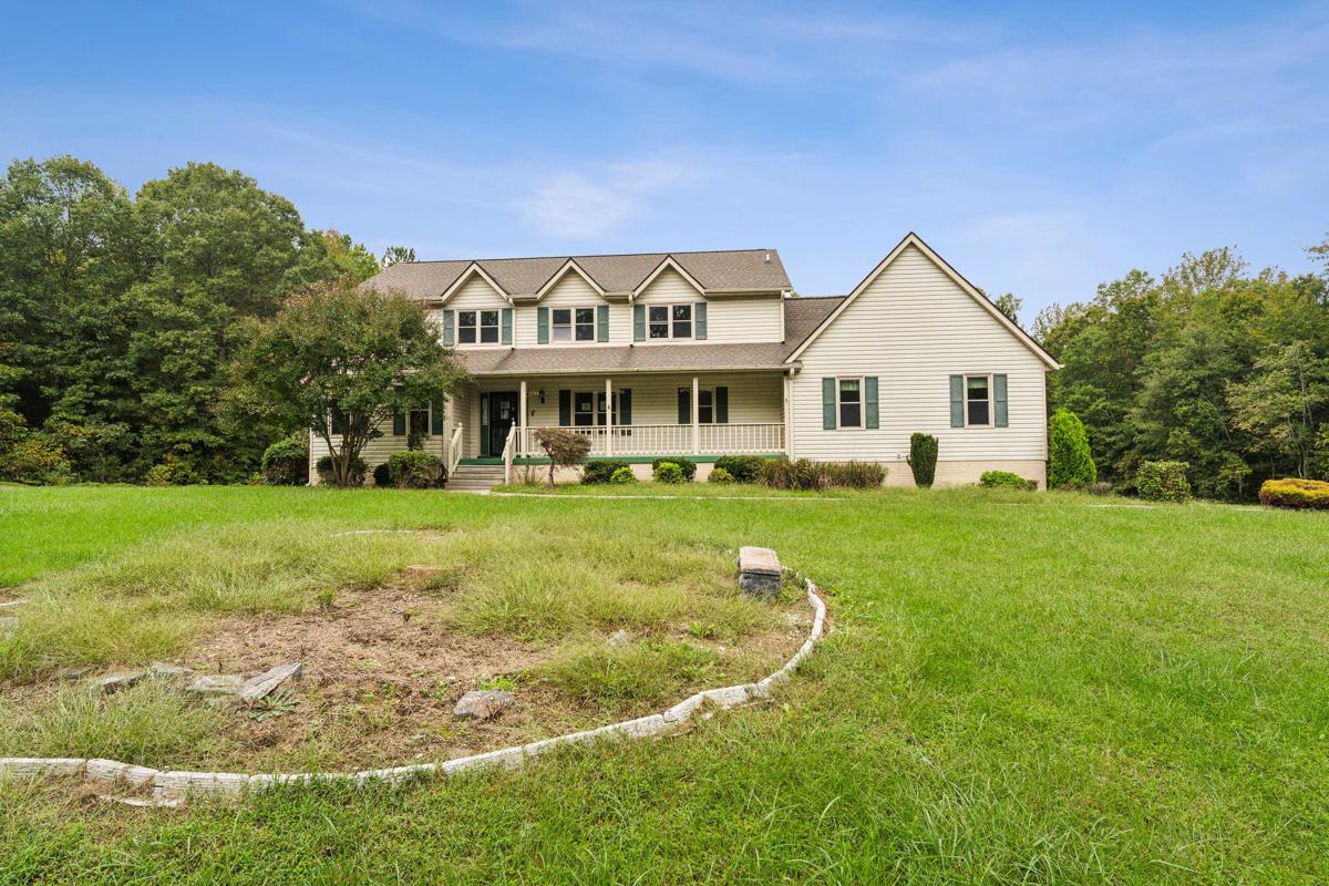 Photo of 15140-countyline-church-rd-woodford-va-22580