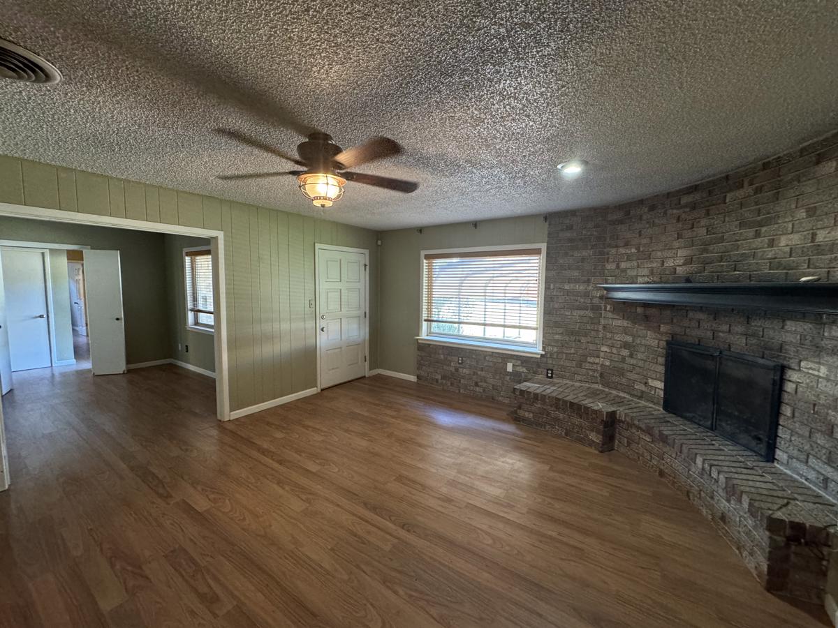 Photo of 1110-s-pecos-st-brownfield-tx-79316