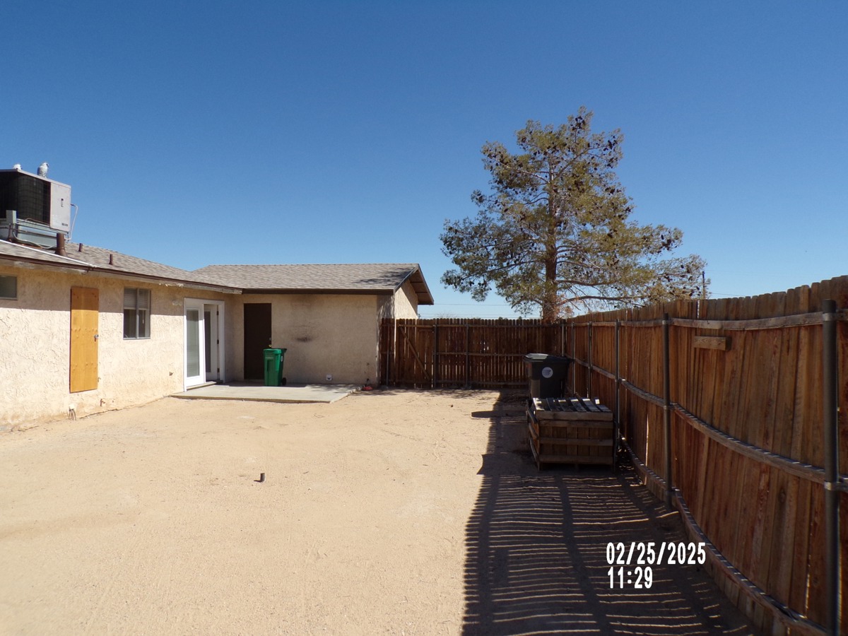 Photo of 5528-daisy-ave-twentynine-palms-ca-92277