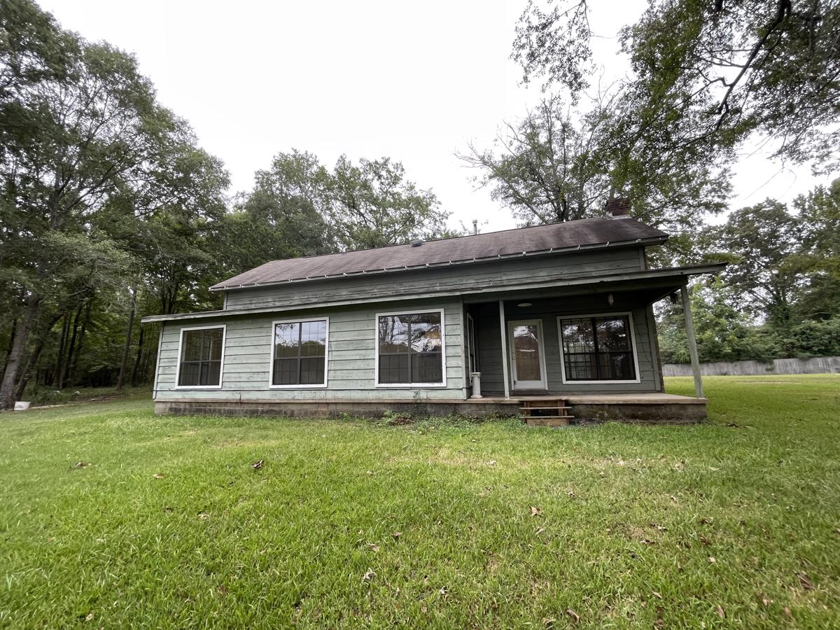 Photo of 1020-lone-oak-rd-west-point-ms-39773