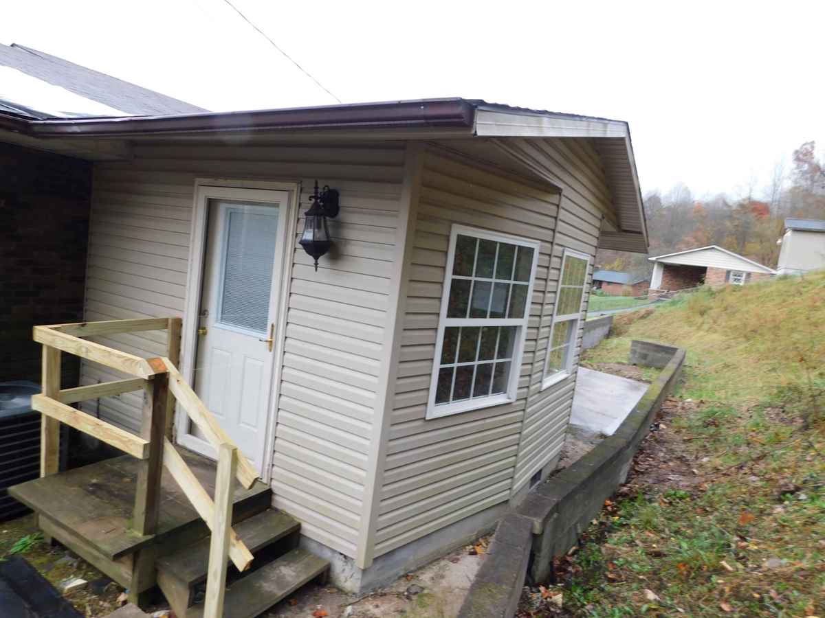 Photo of 77-watts-rd-pineville-ky-40977