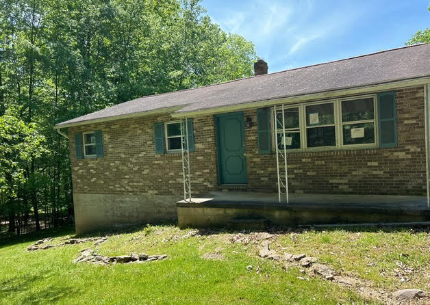 450 Mizdail Rd, Hunlock Creek, PA 18621