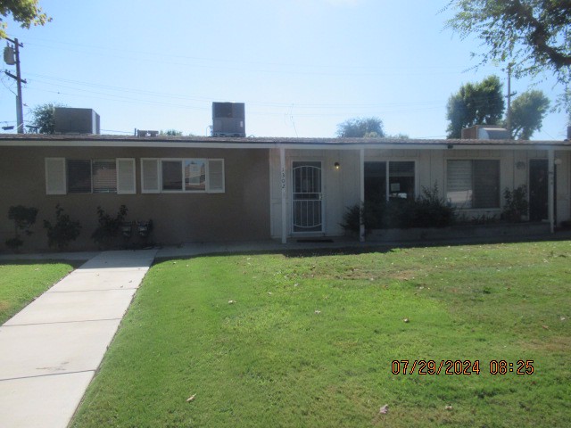 Photo of 1302-thunderbird-st-bakersfield-ca-93309