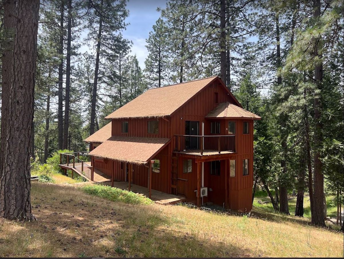 Photo of 18368-sequoia-road-mountain-ranch-ca-95246
