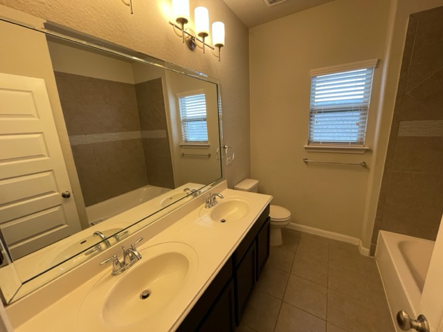 Photo of 2107-cullum-park-san-antonio-tx-78253