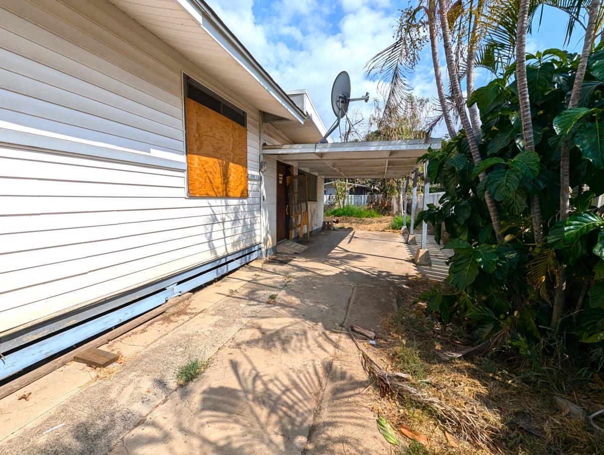 Photo of 86-044-alta-street-waianae-hi-96792