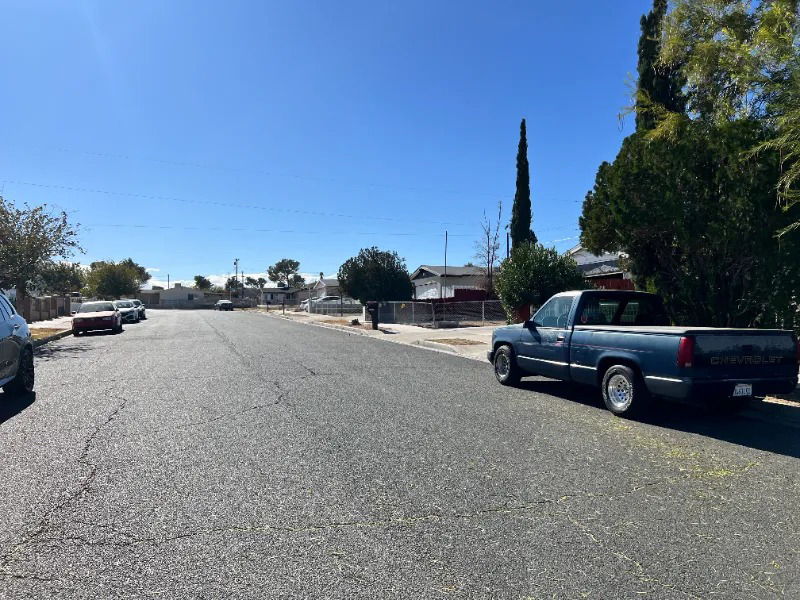 Photo of 305-higgins-rd-barstow-ca-92311