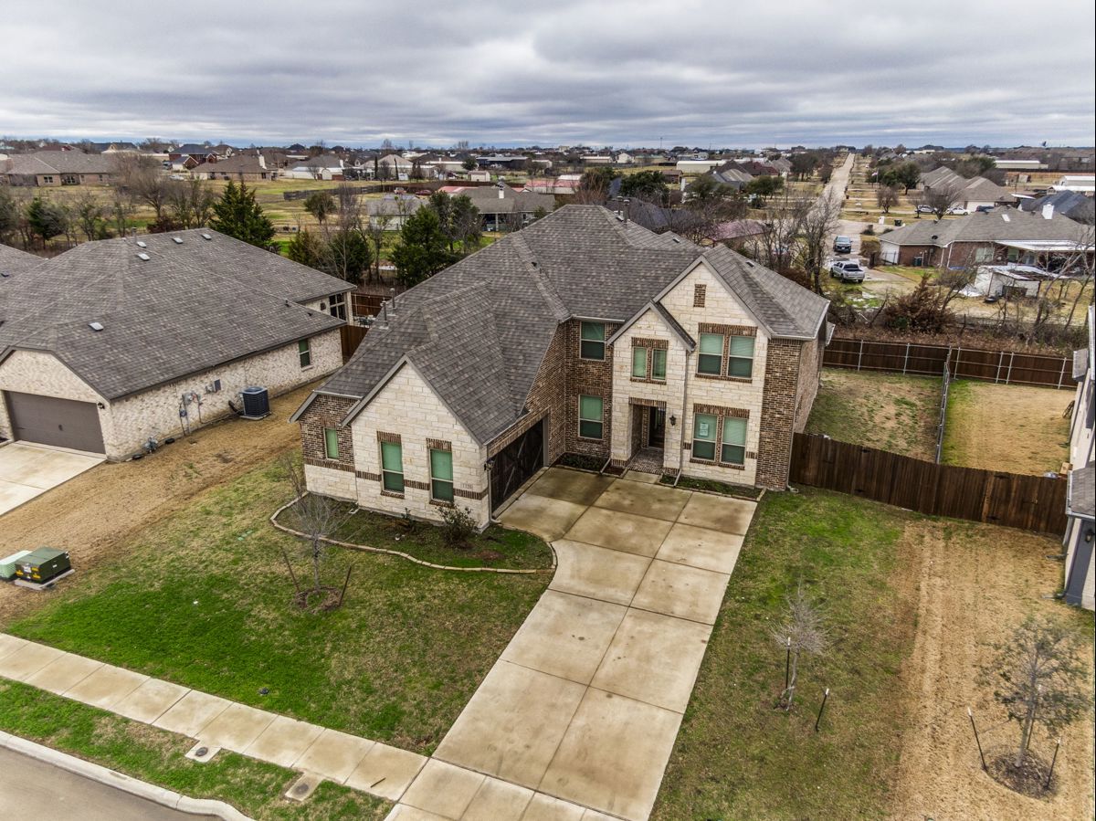 Photo of 1328-lone-hill-ln-forney-tx-75126