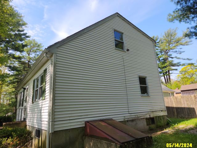 126 Hubbard Rd, East Bridgewater, MA 02333