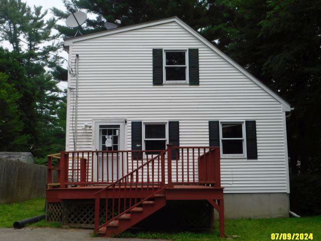 126 Hubbard Rd, East Bridgewater, MA 02333