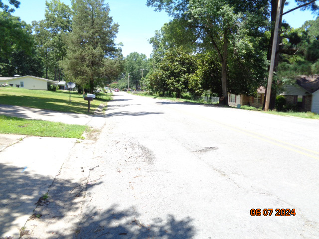 Photo of 2304-w-lakeview-benton-ar-72015