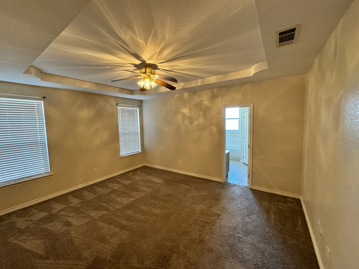 Photo of 7103-treaty-oaks-blvd-granbury-tx-76048