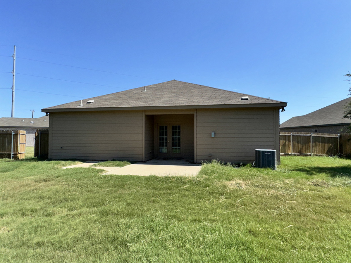 Photo of 13424-hartland-st-crowley-tx-76036