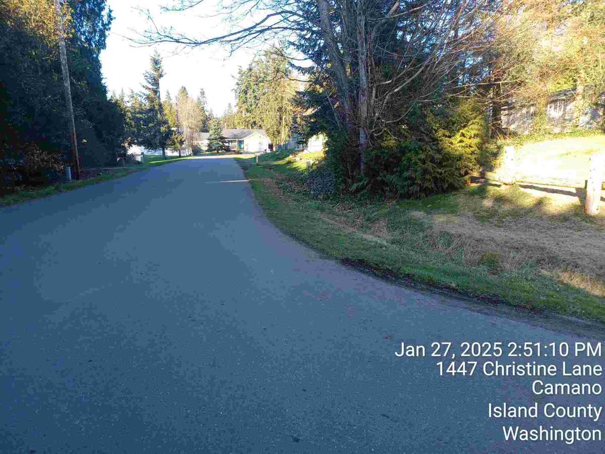 Photo of 1447-christine-lane-camano-island-wa-98282