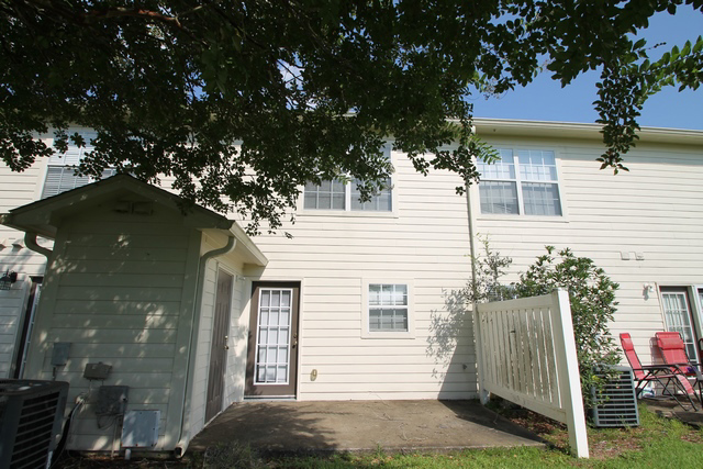 Photo of 743-majestic-dr-crestview-fl-32536