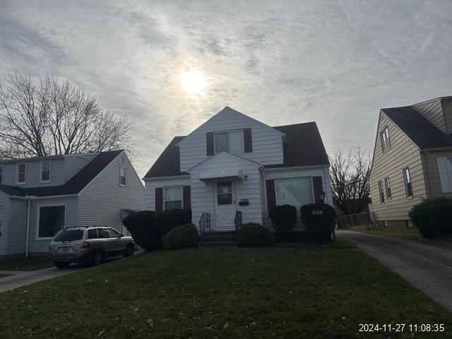 Photo of 18312-edinboro-ave-maple-heights-oh-44137