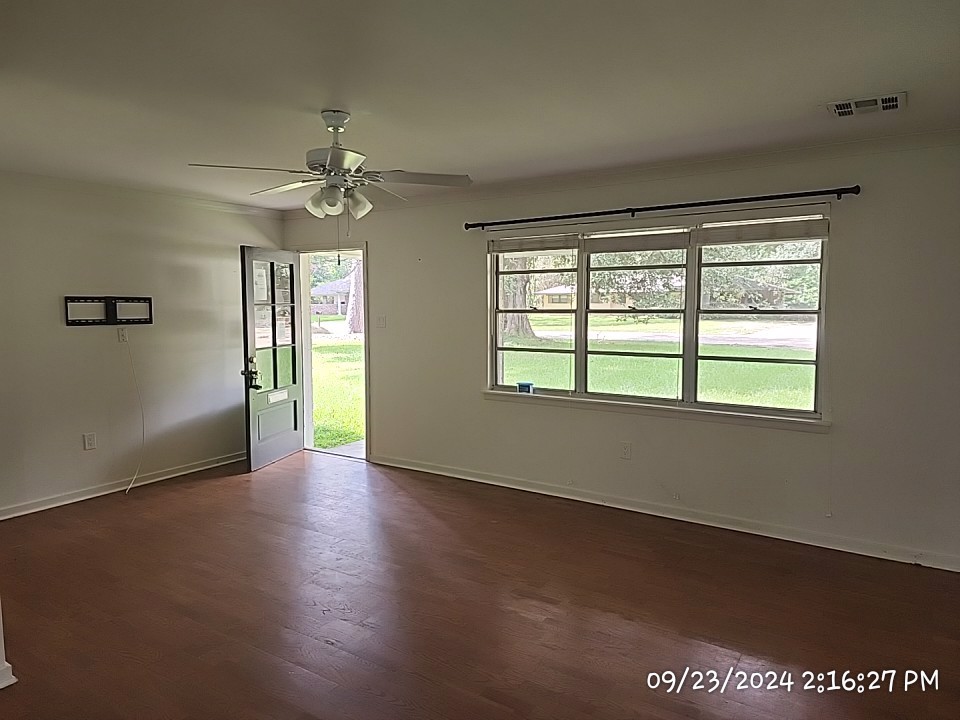 Photo of 8636-glen-ellen-dr-baton-rouge-la-70809