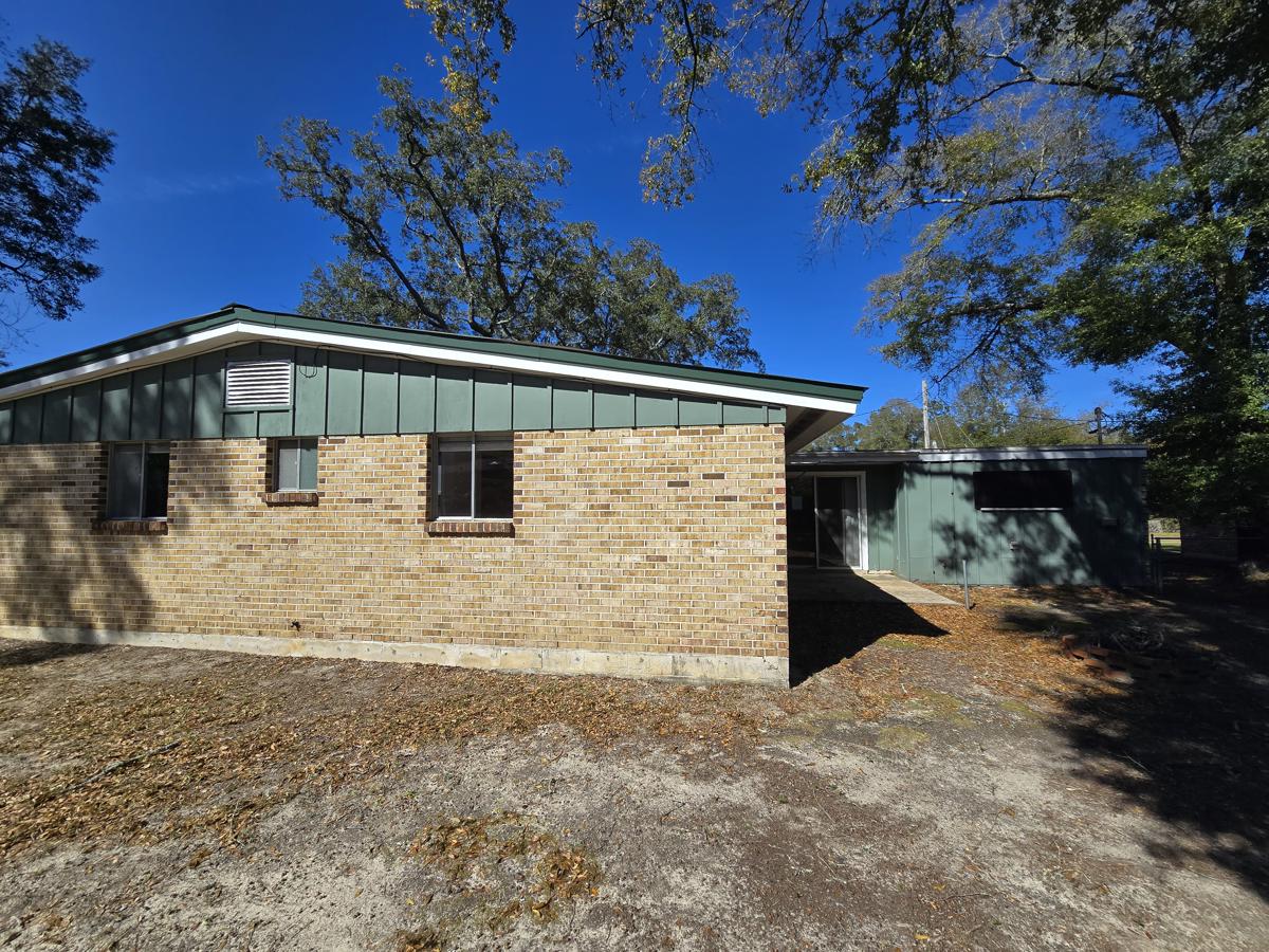 Photo of 6445-berryhill-rd-milton-fl-32570