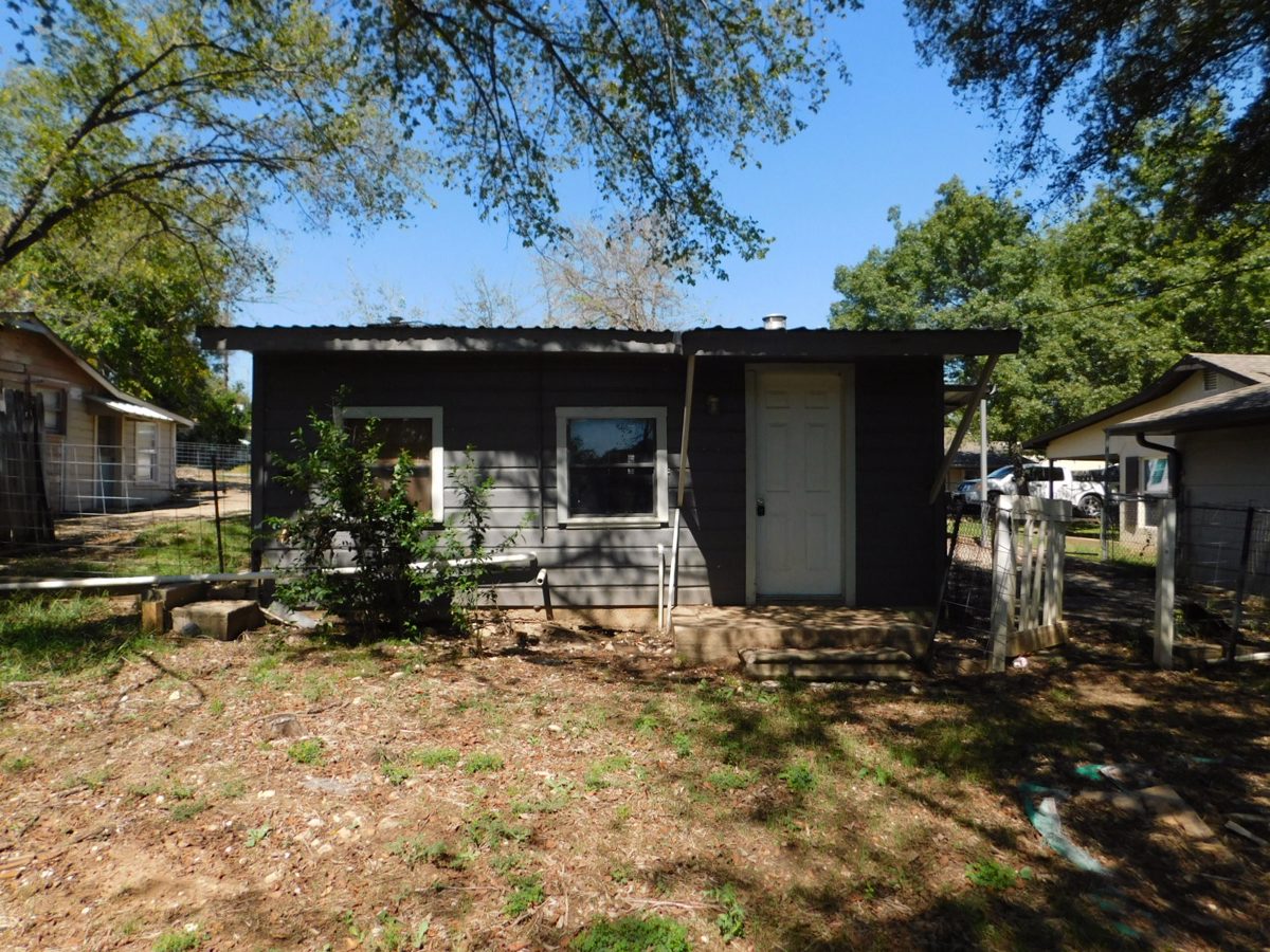 Photo of 130-private-road-1717-clifton-tx-76634