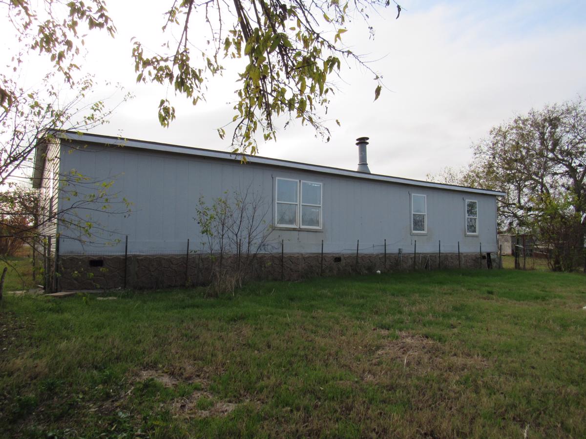 Photo of 1305-kirkland-hill-rd-axtell-tx-76624