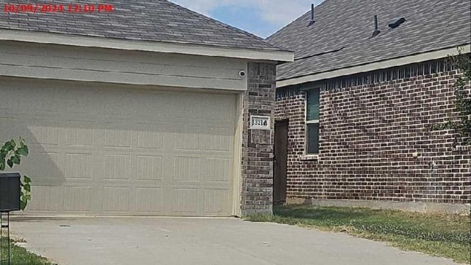 Photo of 3321-riverside-drive-aubrey-tx-76227