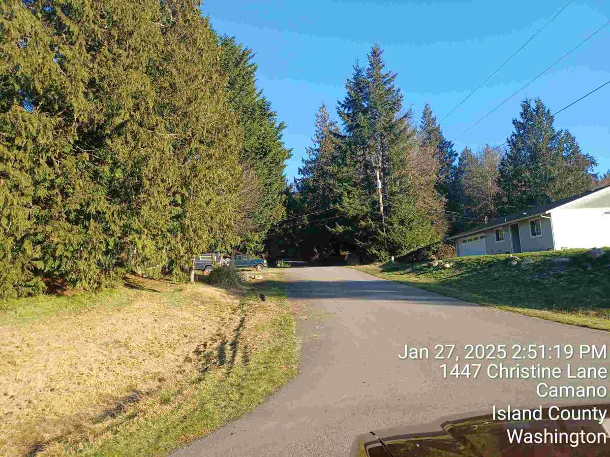 Photo of 1447-christine-lane-camano-island-wa-98282