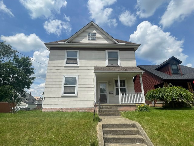 403N Walnut St, Louisville, OH 44641 | MLS# 5028879 | VRM Properties