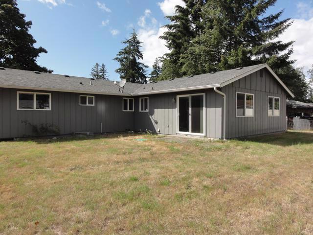 Photo of 17021-spanaway-ln-e-spanaway-wa-98387