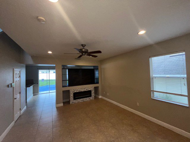 Photo of 336-alfani-st-davenport-fl-33896