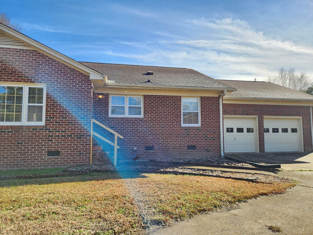 Photo of 2130-canyon-dr-winterville-nc-28590