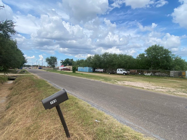 Photo of 709-s-11th-st-donna-tx-78537