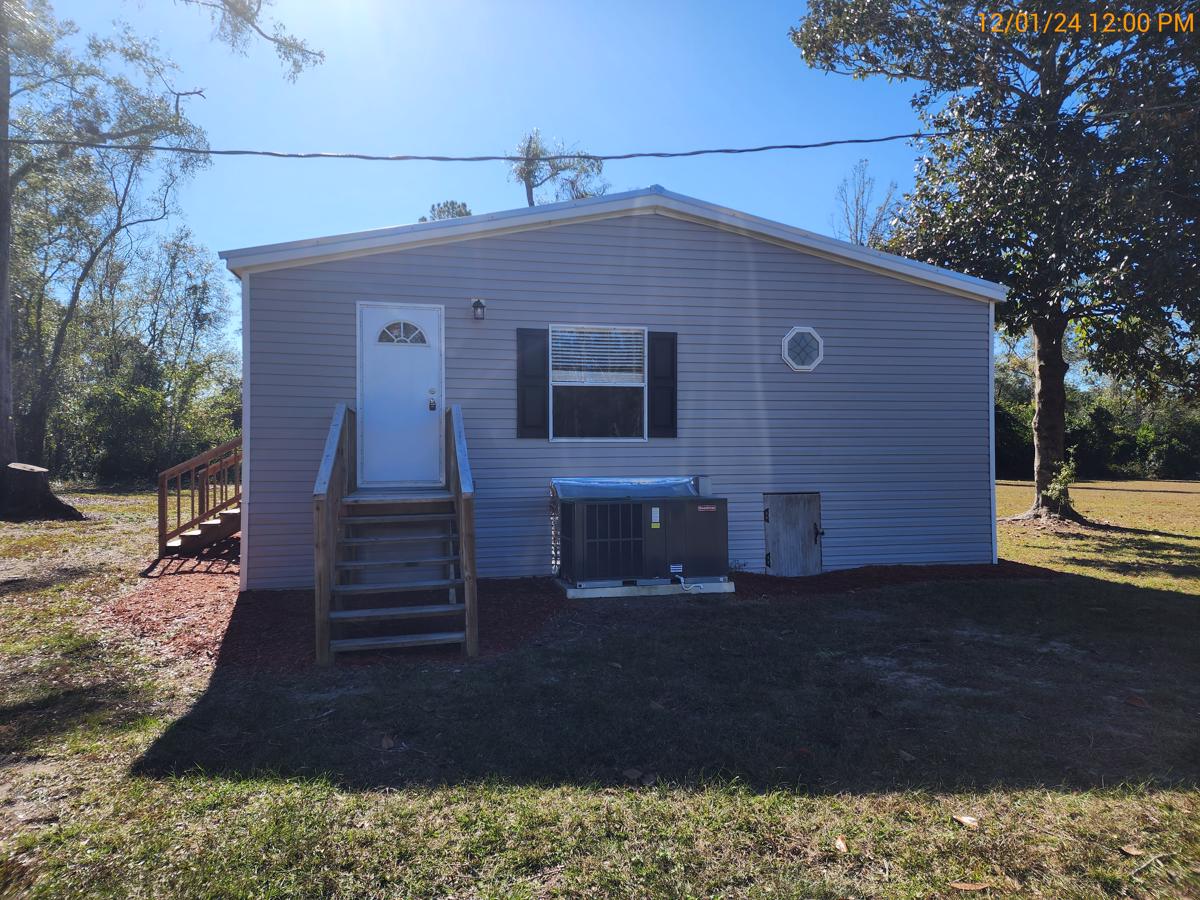 Photo of 10996-150th-st-mc-alpin-fl-32062