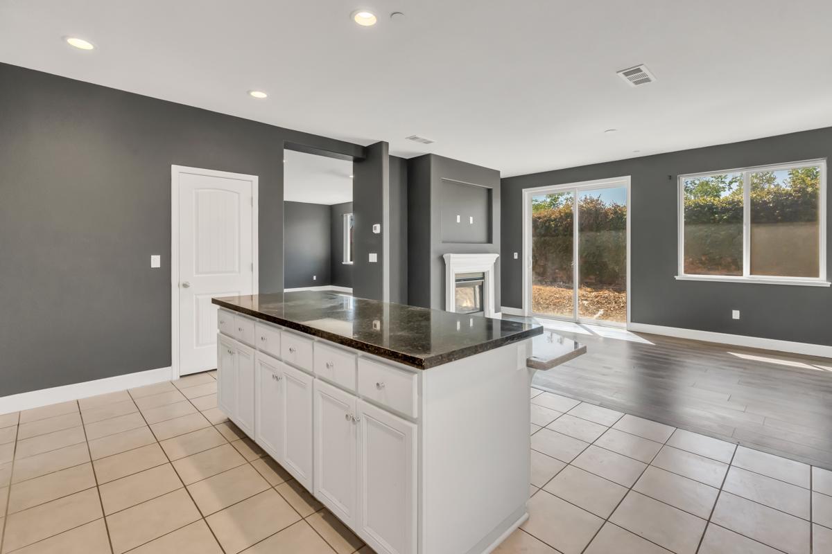 Photo of 530-aster-st-vacaville-ca-95688