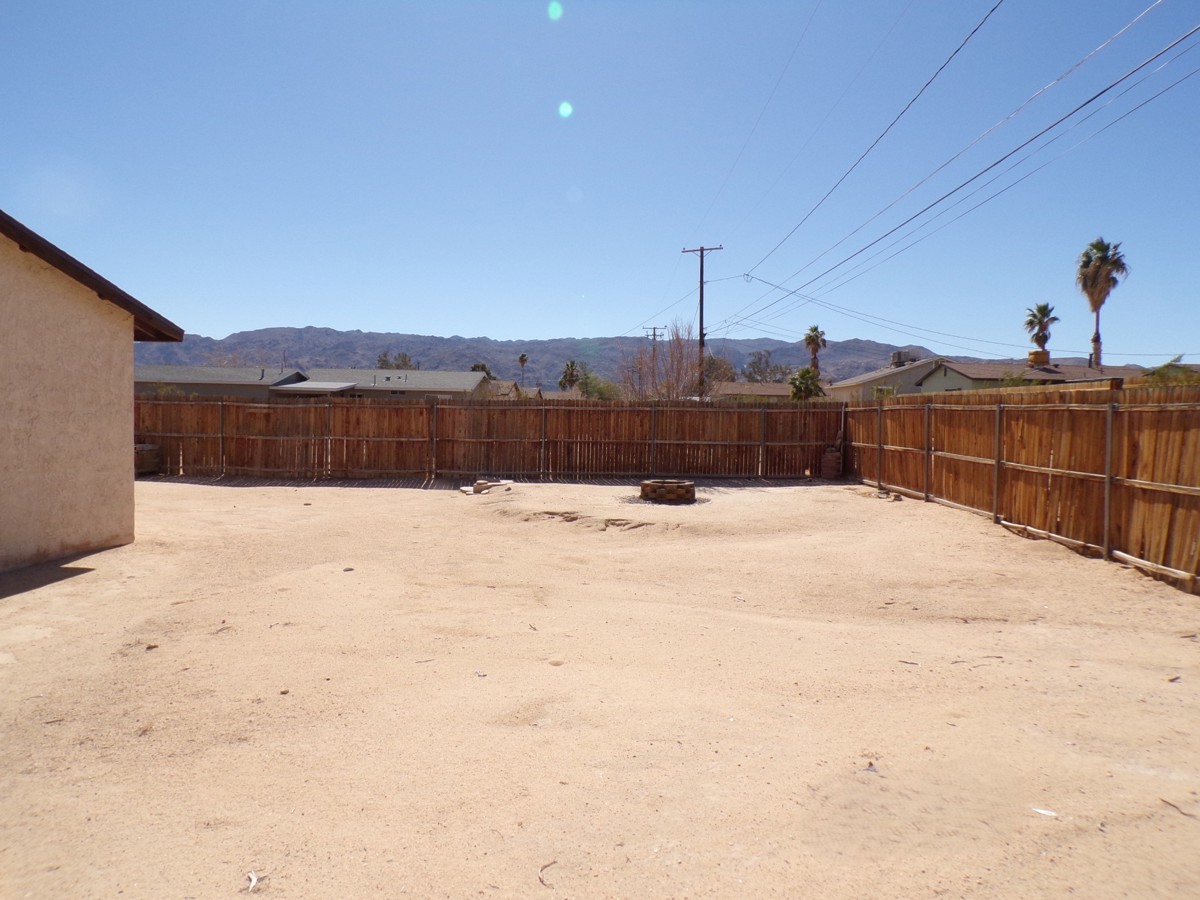 Photo of 5528-daisy-ave-twentynine-palms-ca-92277