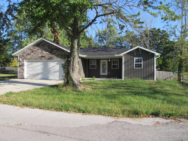 Photo of 613-e-summit-ave-seymour-mo-65746