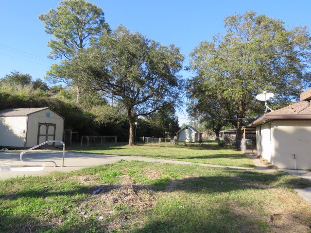 Photo of 167-ridgewood-st-bridge-city-tx-77611