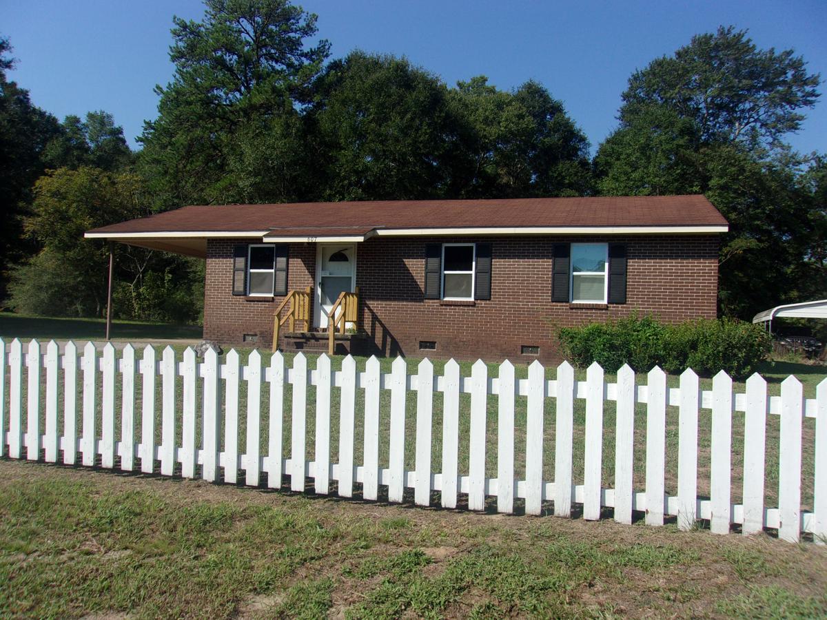 Photo of 607-fletcher-rd-andalusia-al-36421