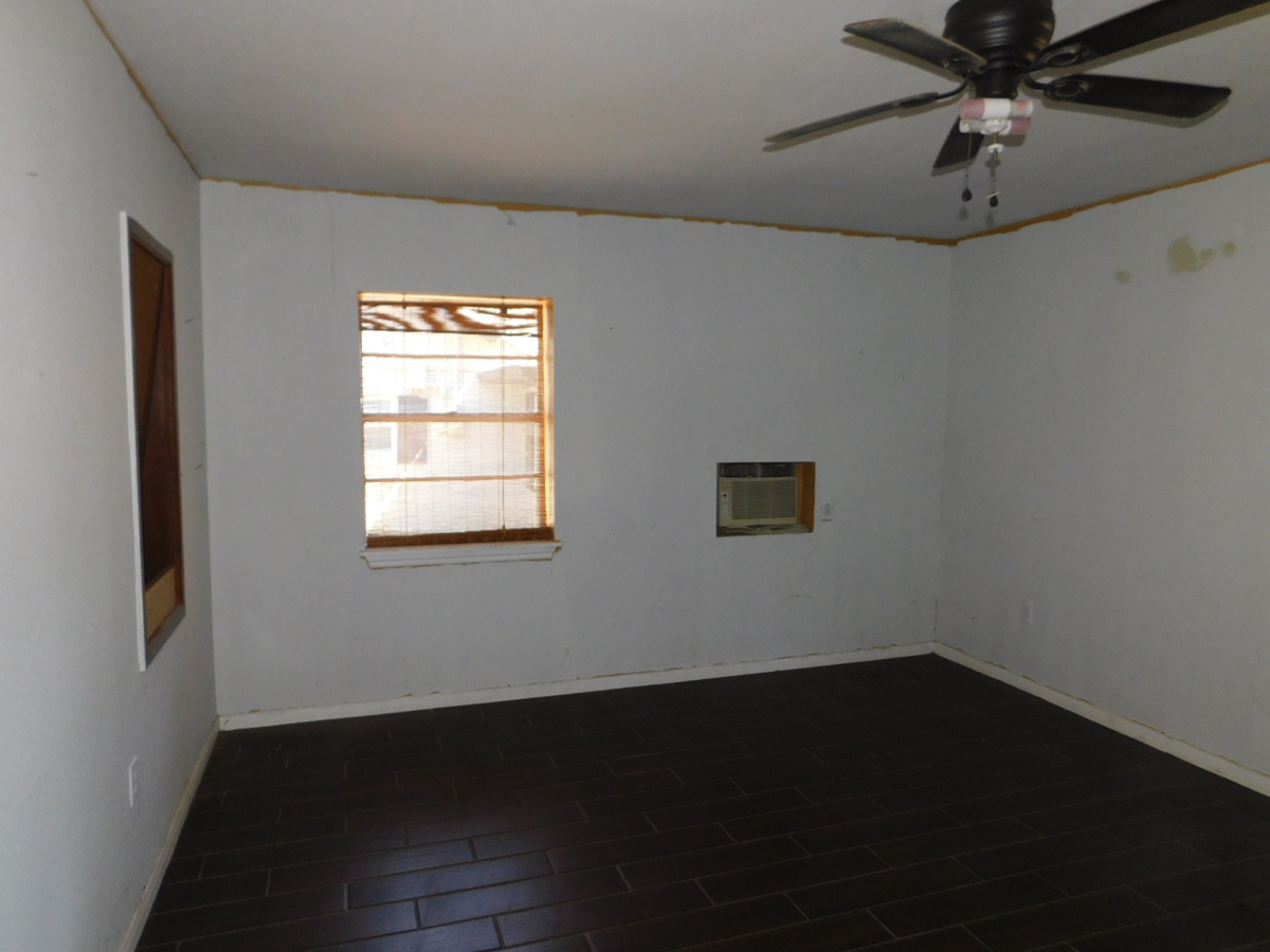 Photo of 130-private-road-1717-clifton-tx-76634