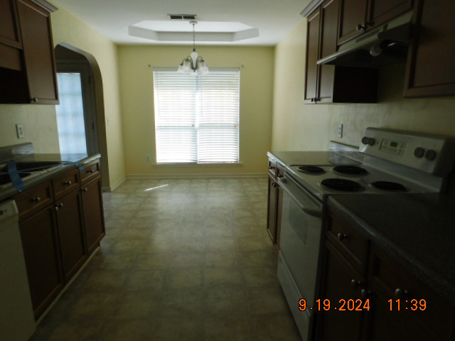 Photo of 505-camden-cove-cir-calera-al-35040